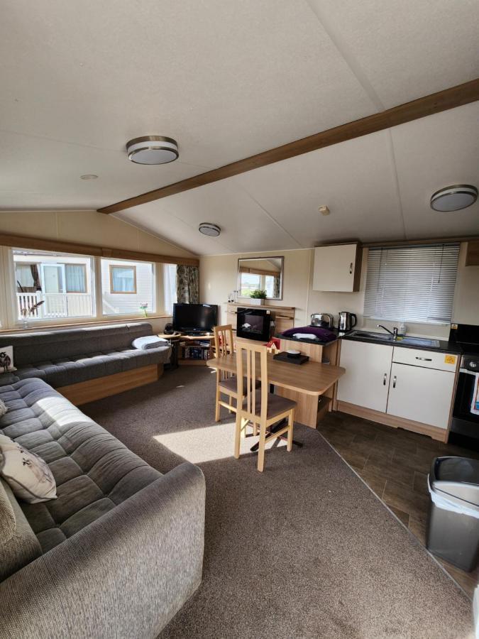 Lakeside Cotswold Holiday Home Cirencester Eksteriør bilde